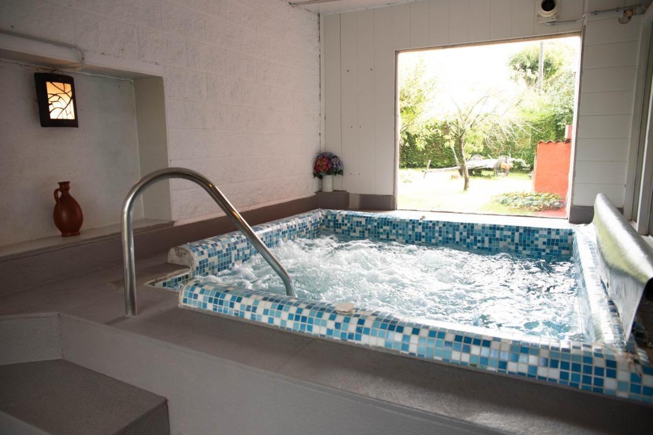 Casa De Pineiro Y Spa Opcional, De Pago Saint-Jacques-de-Compostelle Extérieur photo